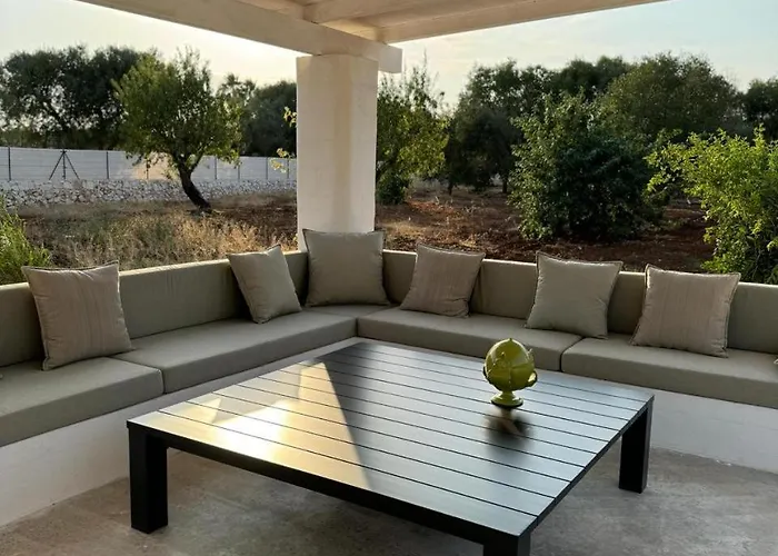 Dom wakacyjny Tenuta Buganvillea -private Pool Ostuni
