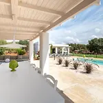 Tenuta Buganvillea -private Pool Vakantiehuis Ostuni